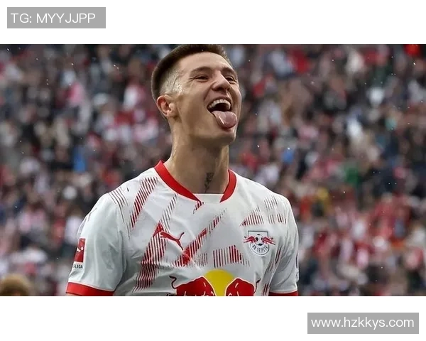 足球场上的爆发力天才球员盘点速度与力量并存的竞技风采 足球场上的爆发力天才球员盘点速度与力量并存的竞技风采