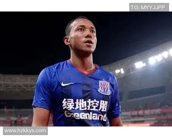 足球巨星的传奇人生与全球影响力:从绿茵场到世界舞台的崛起与荣耀 足球巨星的传奇人生与全球影响力:从绿茵场到世界舞台的崛起与荣耀